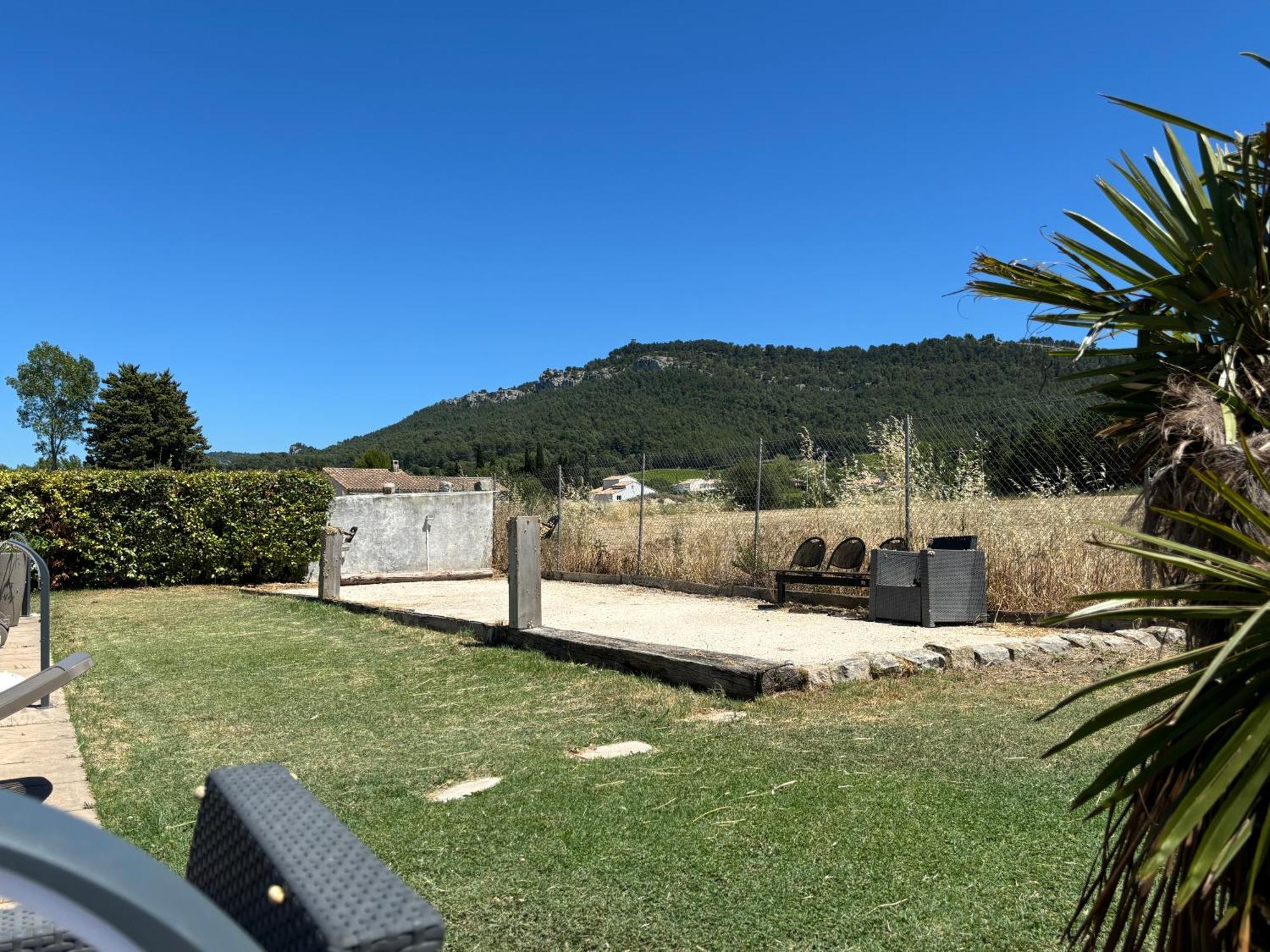 Appart. 4 Pers A 6 Kms De Cassis Avec Acces Piscine Roquefort-la-Bédoule Exterior photo