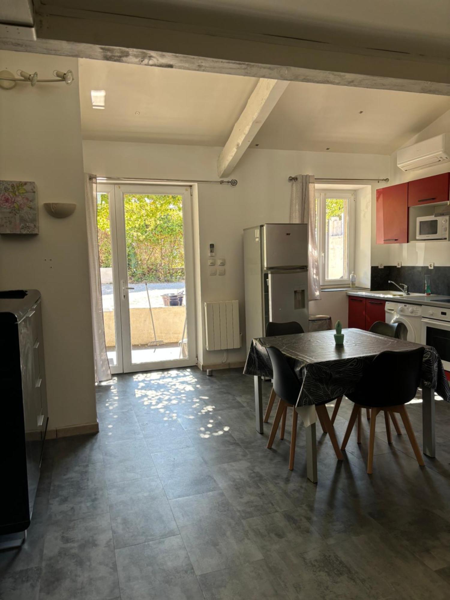 Appart. 4 Pers A 6 Kms De Cassis Avec Acces Piscine Roquefort-la-Bédoule Exterior photo