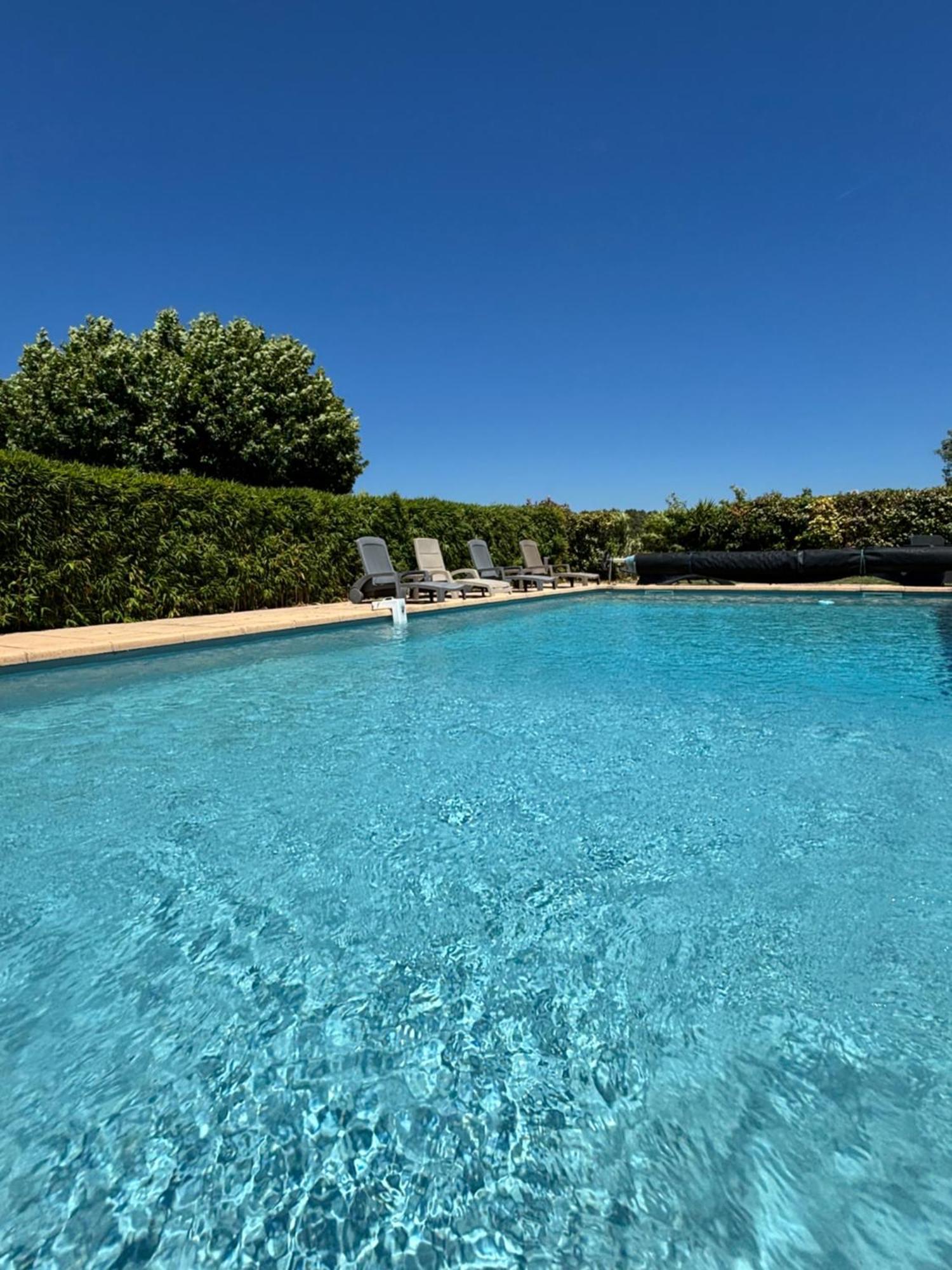 Appart. 4 Pers A 6 Kms De Cassis Avec Acces Piscine Roquefort-la-Bédoule Exterior photo