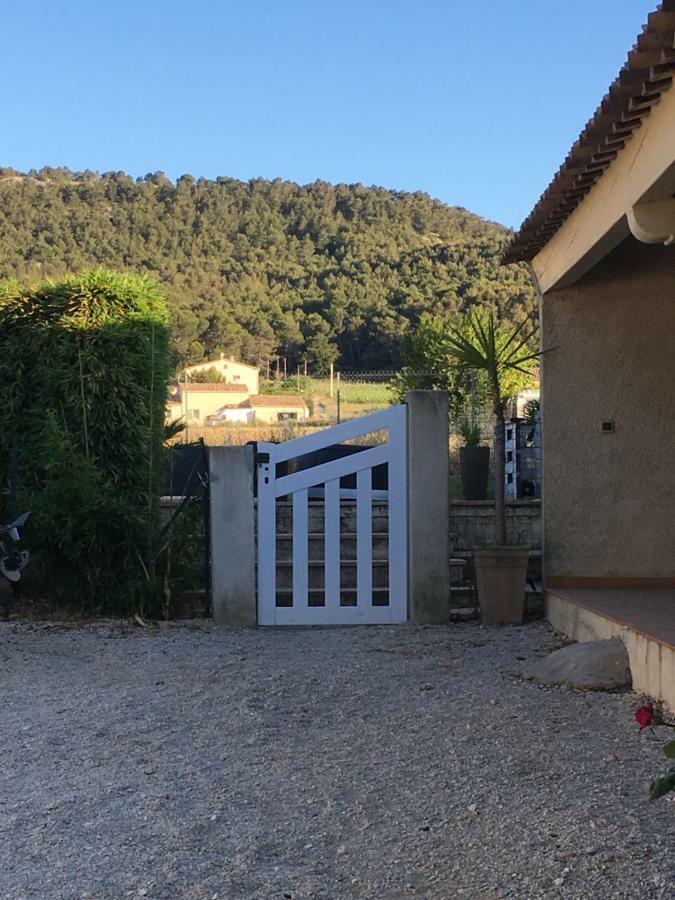 Appart. 4 Pers A 6 Kms De Cassis Avec Acces Piscine Roquefort-la-Bédoule Exterior photo