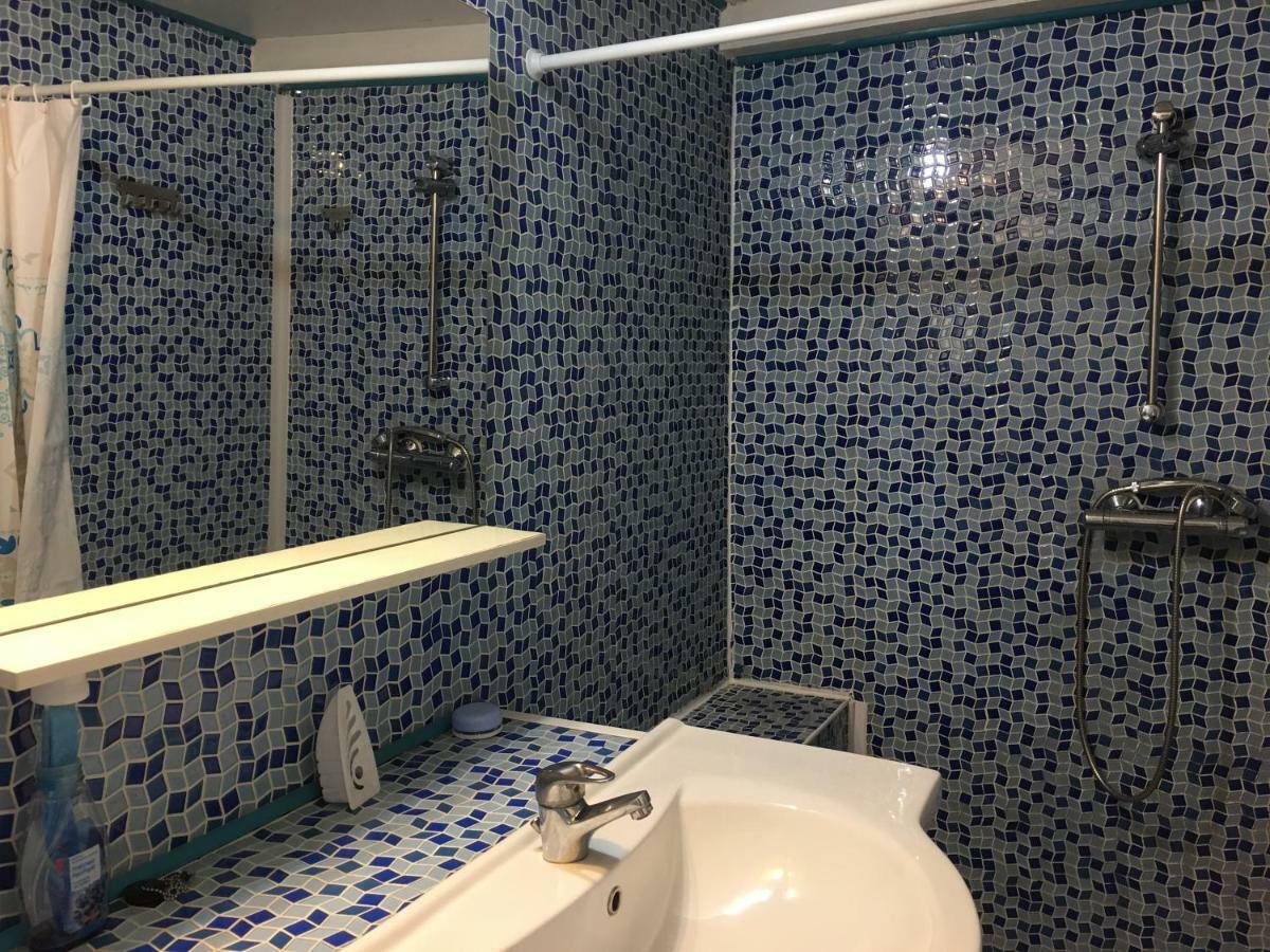Appart. 4 Pers A 6 Kms De Cassis Avec Acces Piscine Roquefort-la-Bédoule Exterior photo