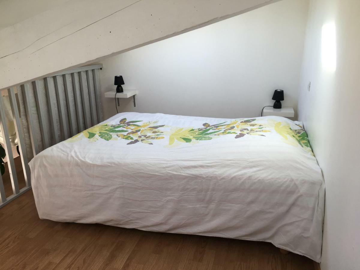 Appart. 4 Pers A 6 Kms De Cassis Avec Acces Piscine Roquefort-la-Bédoule Exterior photo